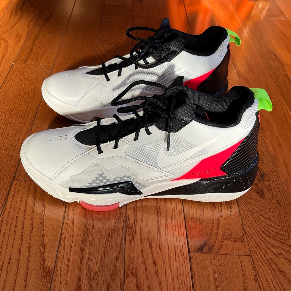 Michael Jordan Shoes Zoom ‘92 Size 11 Only wore two times